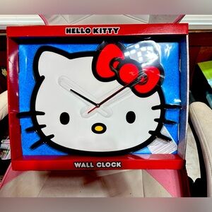 Hello kitty wall clock